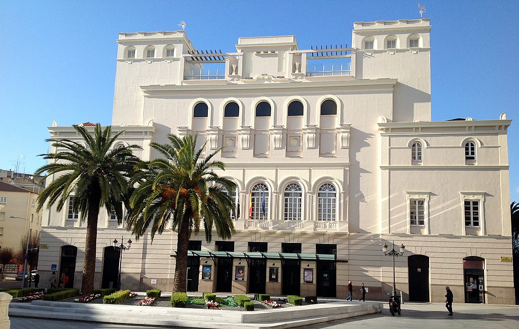 Teatro López de Ayala Teatro López de Ayala